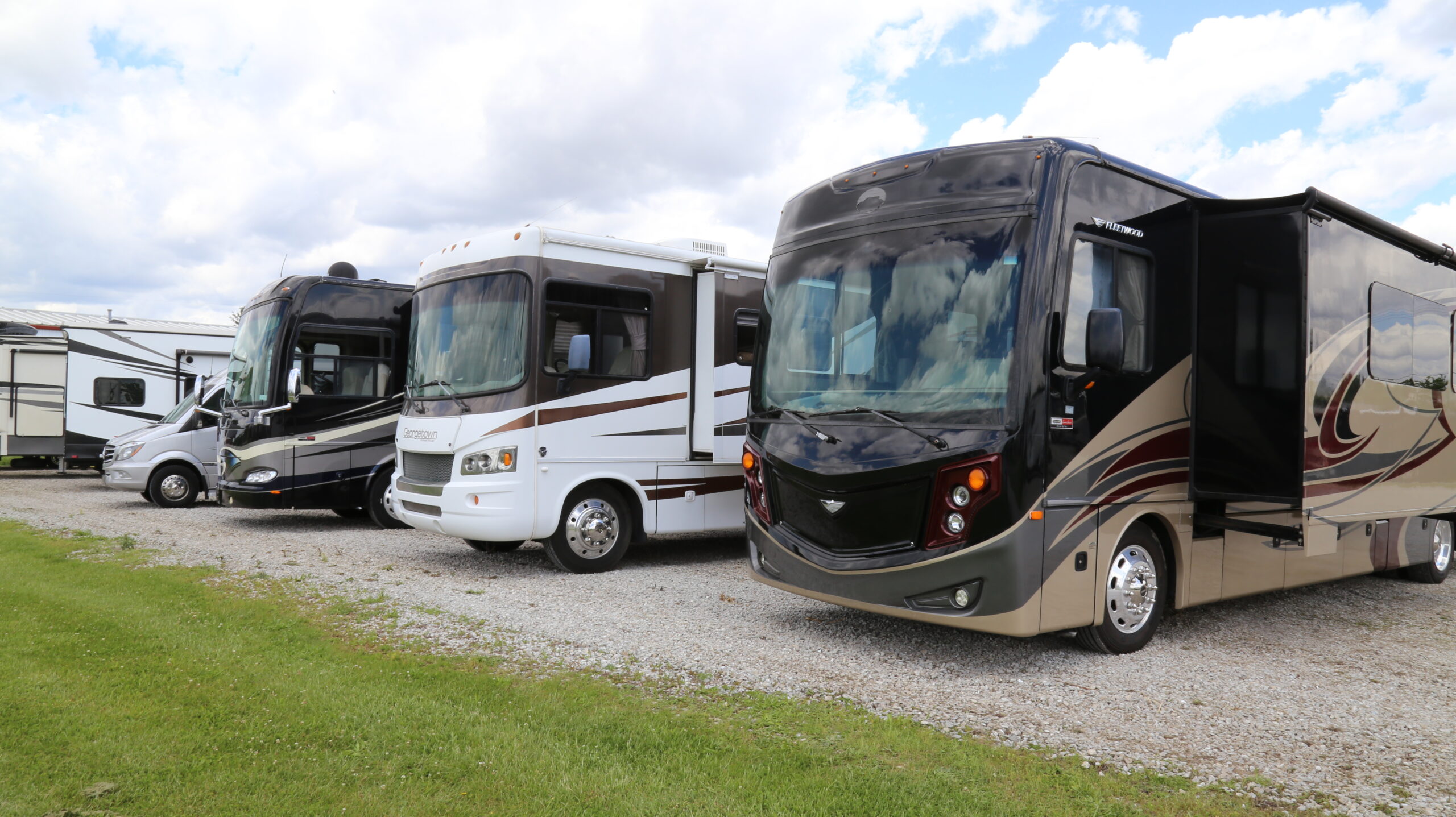 Indiana Auto Rv Trusted RV Service & Sales Experts in Bargersville, Indiana - Cindy RV
