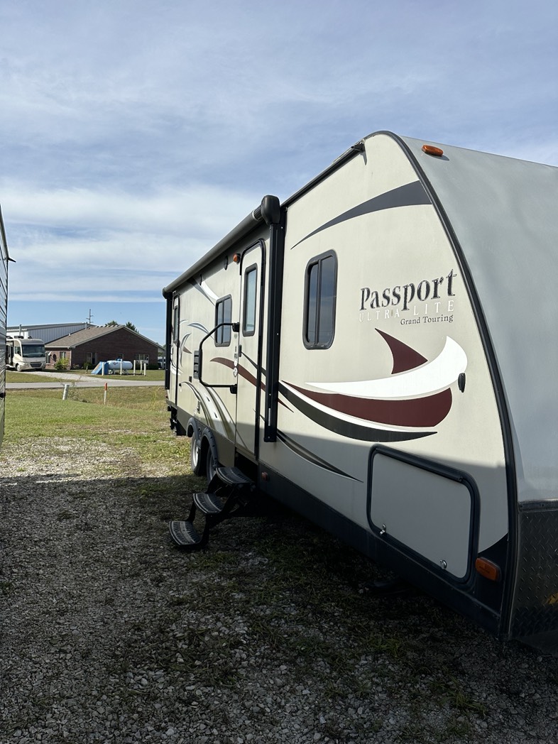 
										2016 Keystone Passport full									