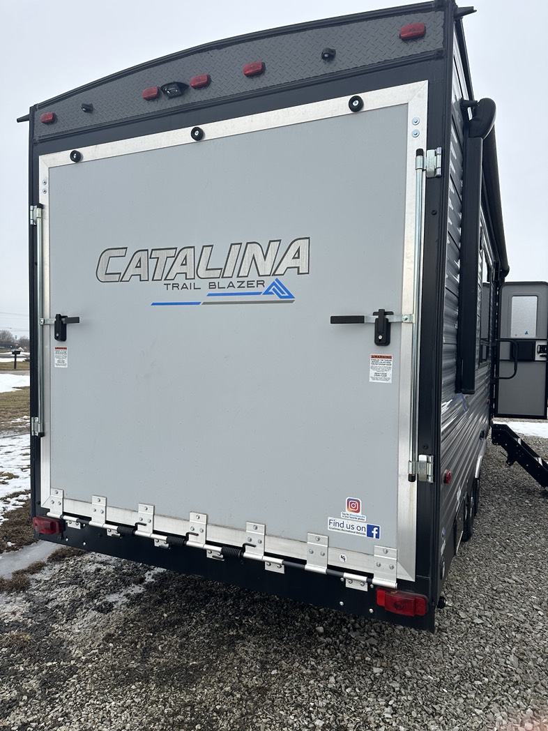 
								2022 Coachmen Catalina Toy Hauler 28THS full									