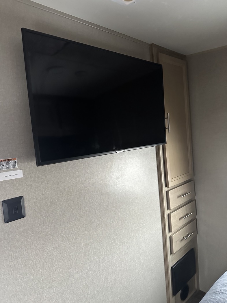 
								2022 Coachmen Catalina Toy Hauler 28THS full									
