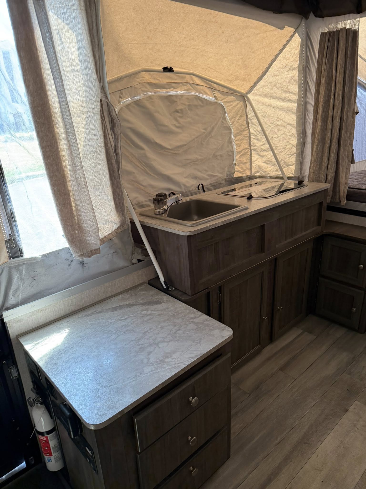 
								2022 Rockwood Freedom Camper full									