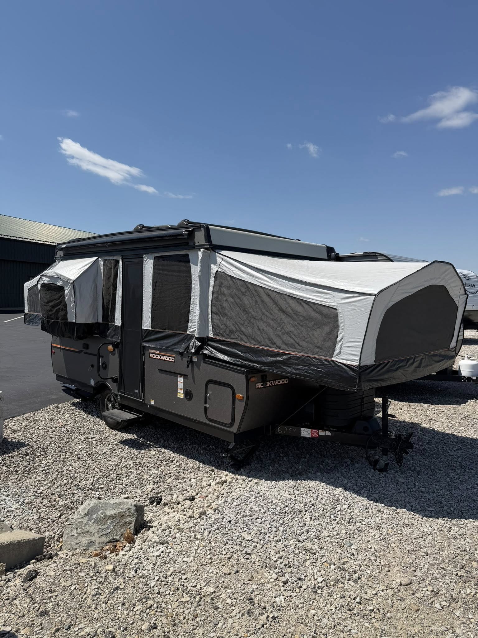 
								2022 Rockwood Freedom Camper full									