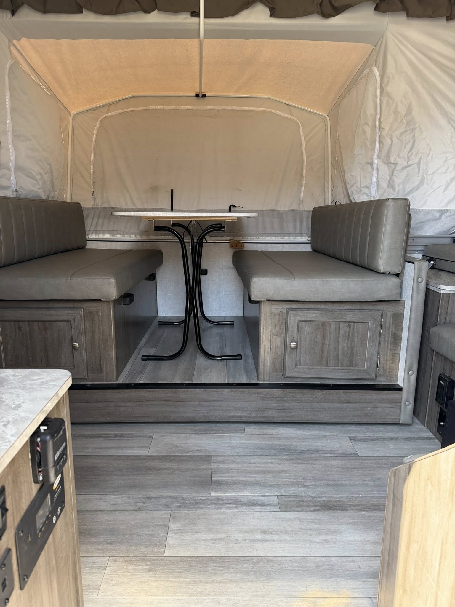 
								2022 Rockwood Freedom Camper full									