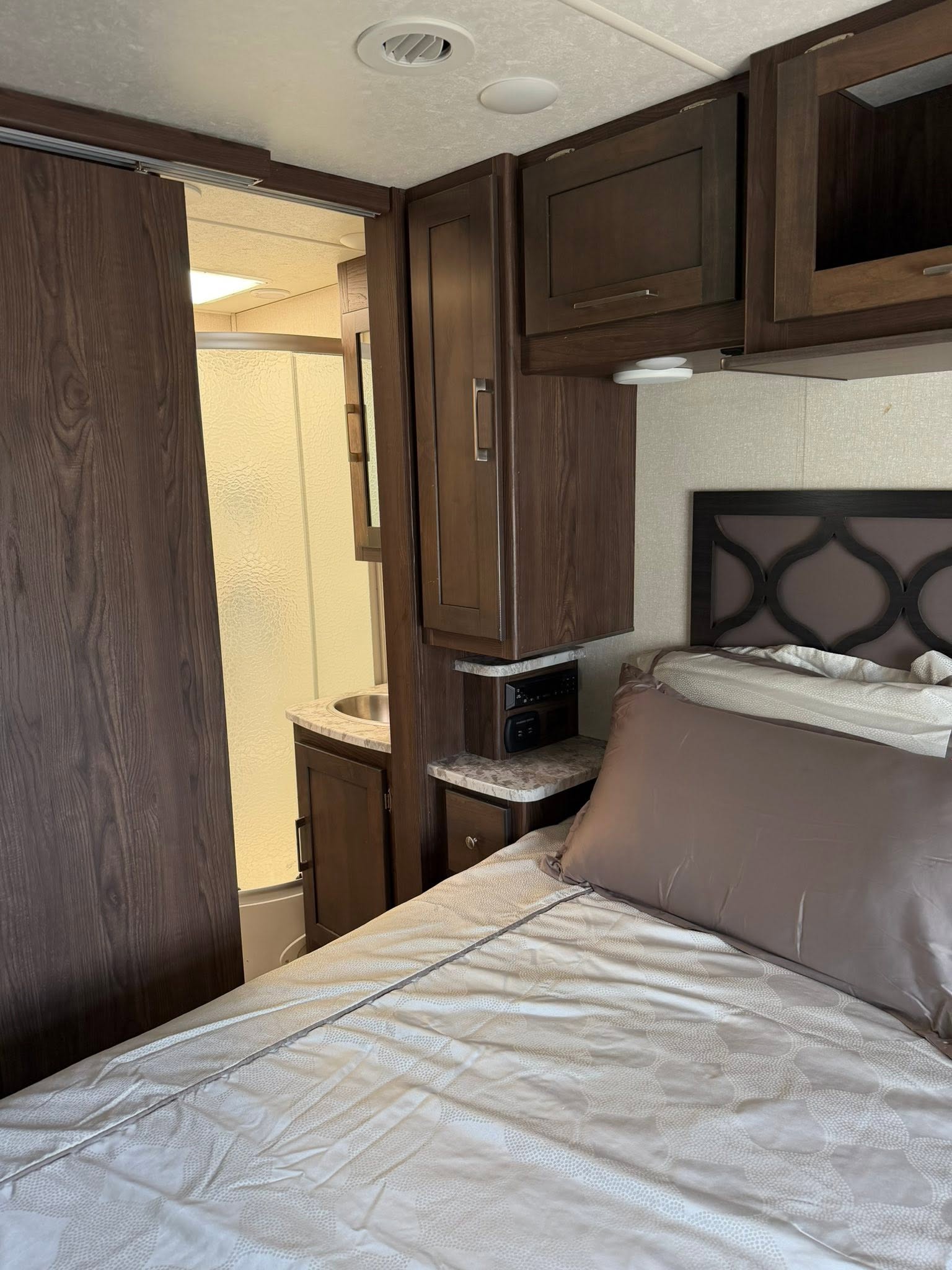 
								2020 Coachman Pursuit full									