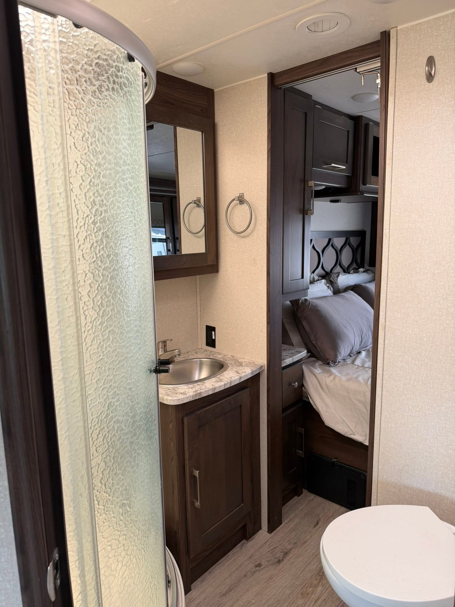 
								2020 Coachman Pursuit full									