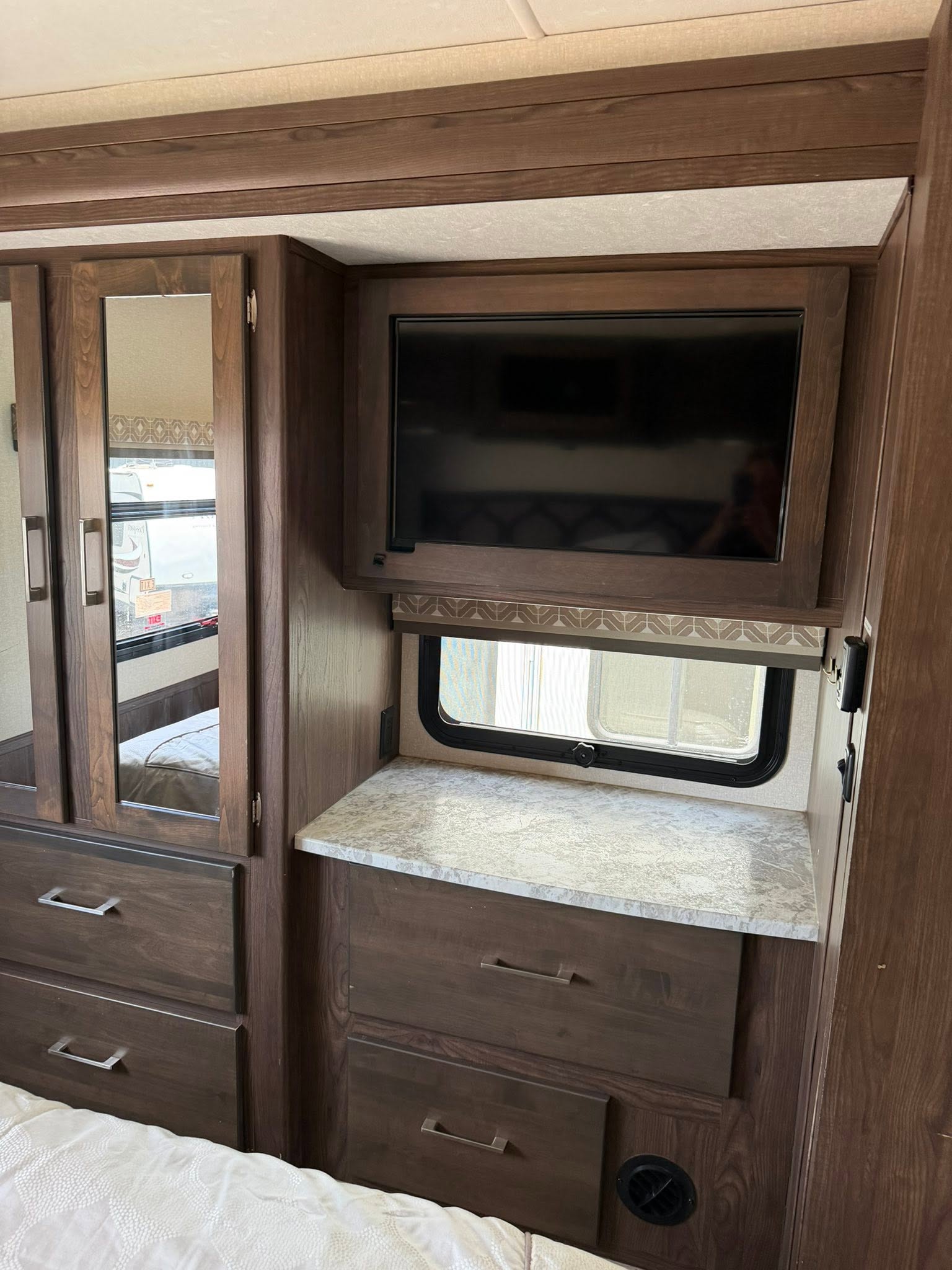 
								2020 Coachman Pursuit full									