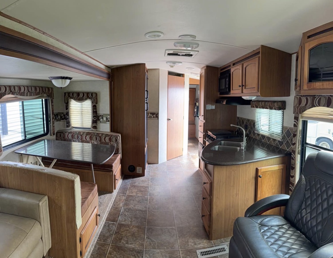 
								2012 Crossroads Sunset Trail ST29RL full									